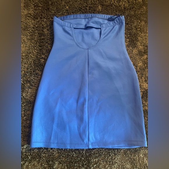 Blue clubbing dress - Picture 2 of 3